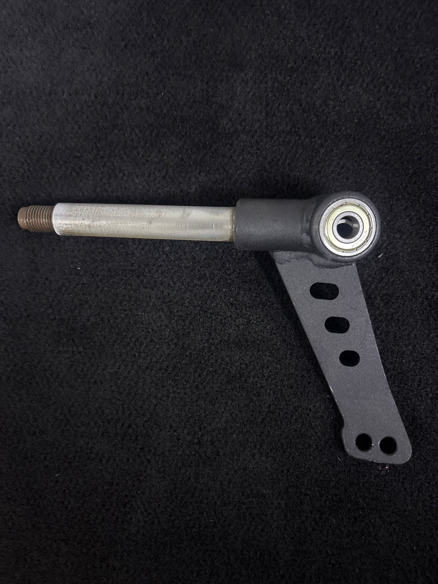 Cadet Stub Axle | LH | 17mm